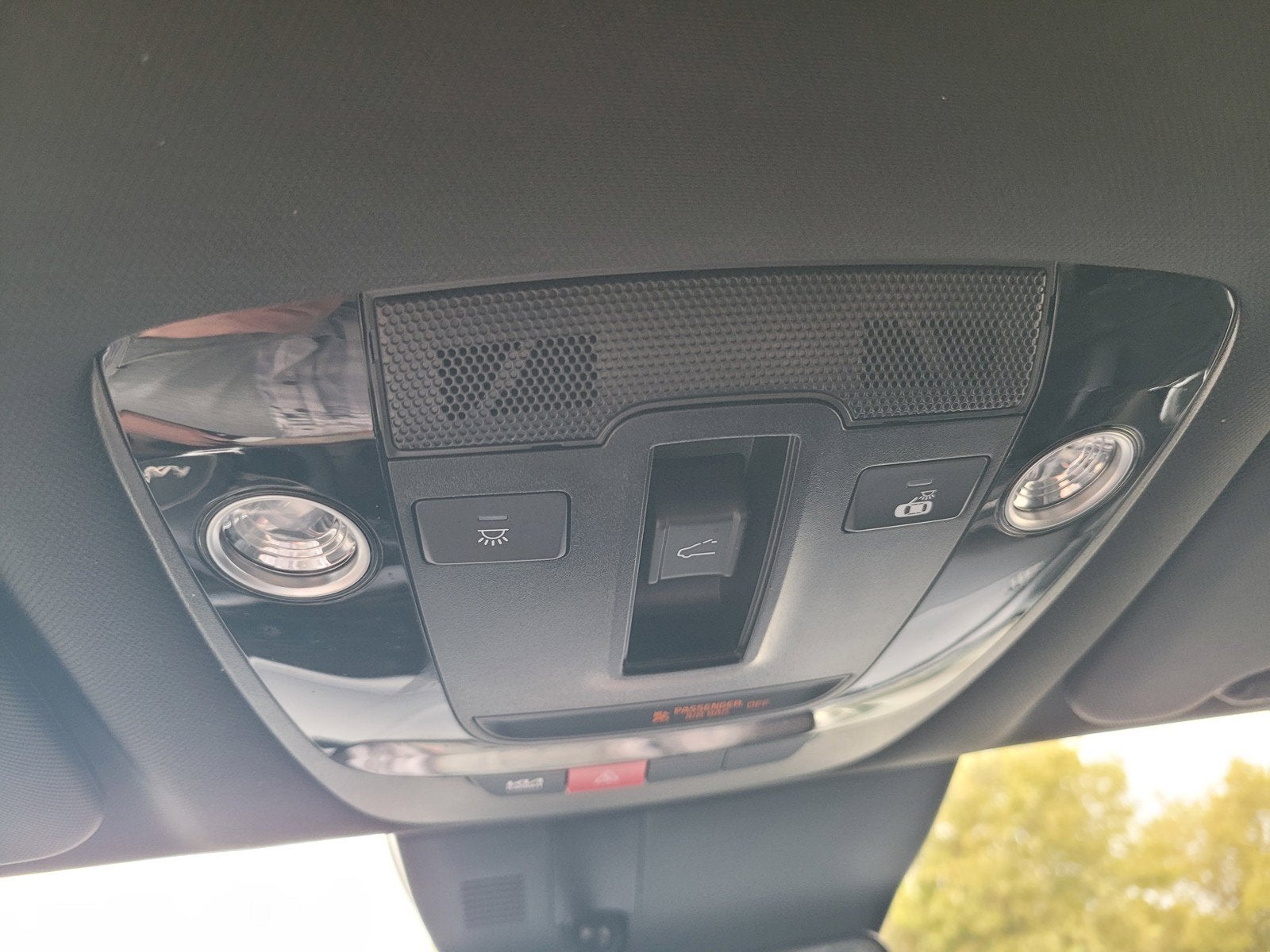2024 Kia SPORTAGE PLUG-IN HYBRID X-LINE