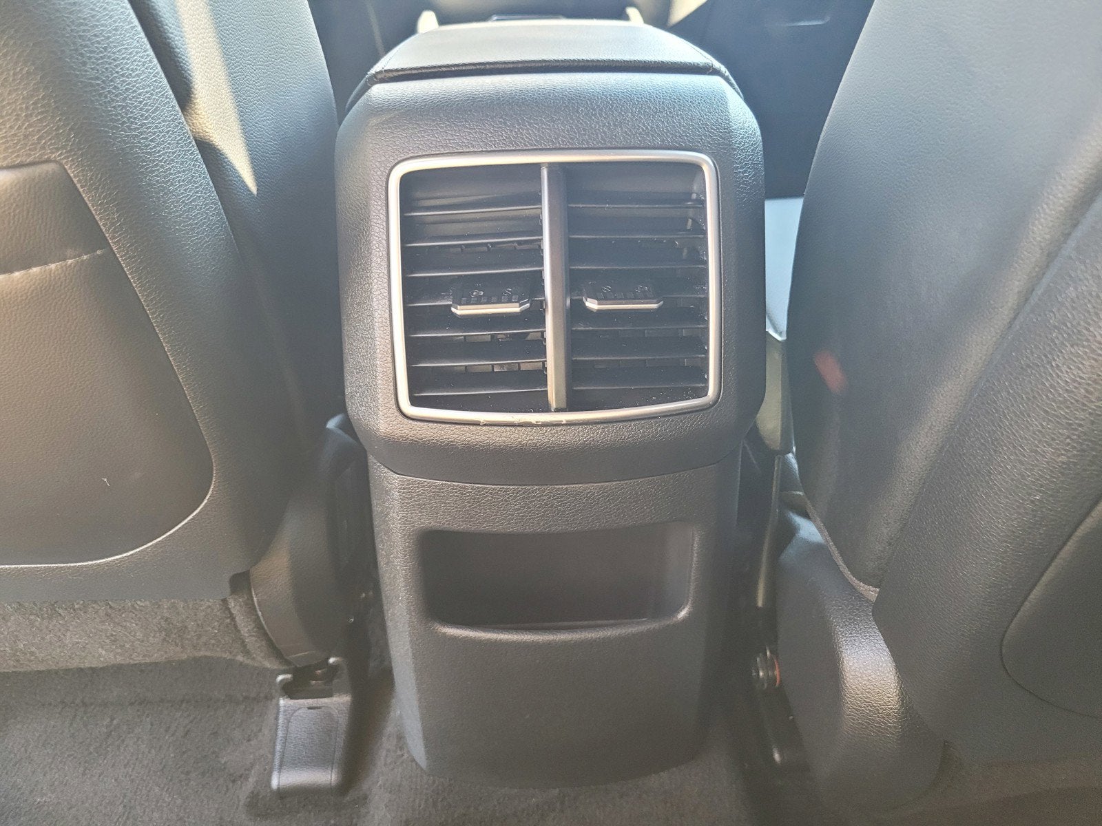 2025 Kia SPORTAGE PLUG-IN HYBRID X-LINE