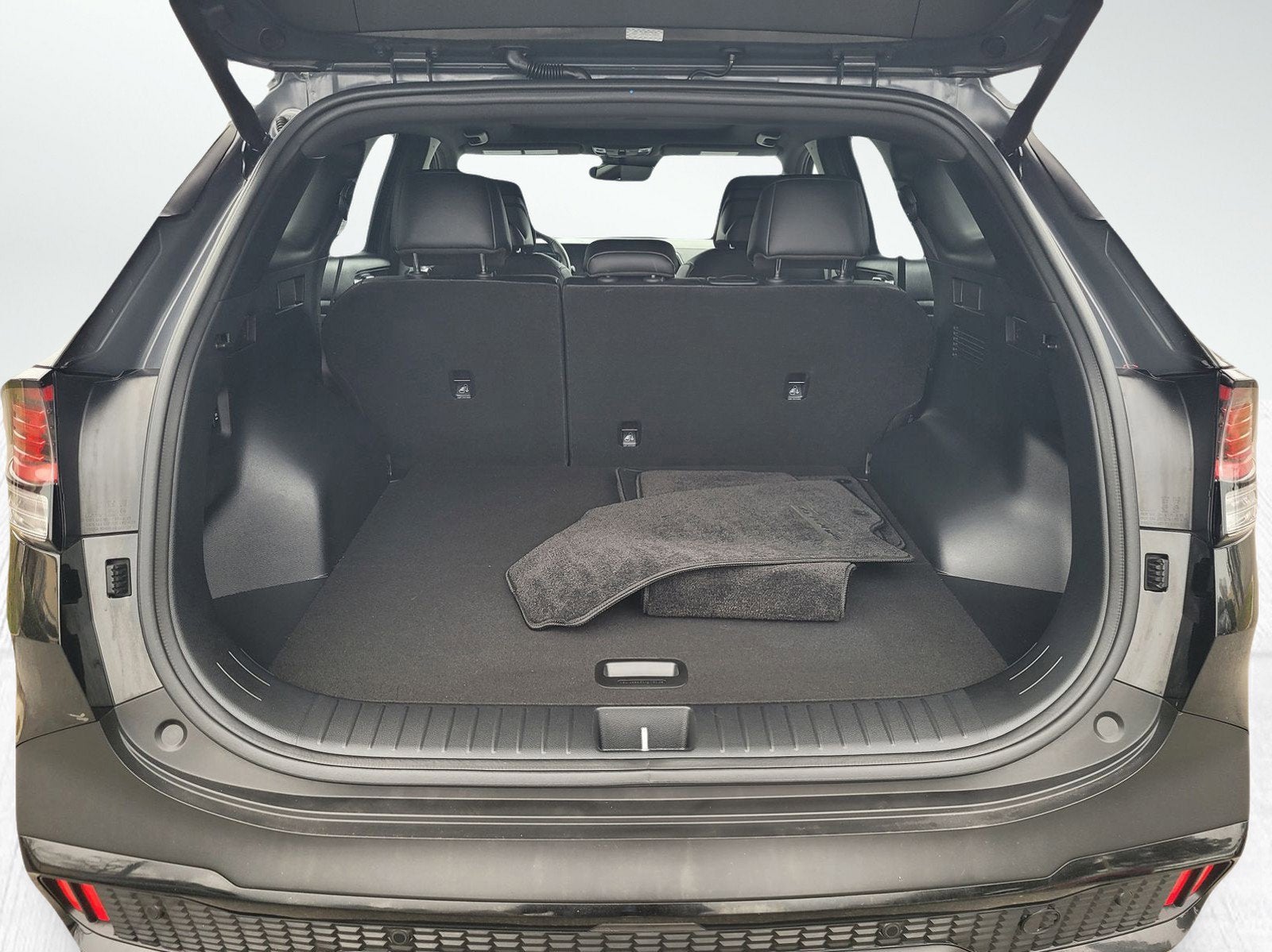 2025 Kia SPORTAGE PLUG-IN HYBRID X-LINE