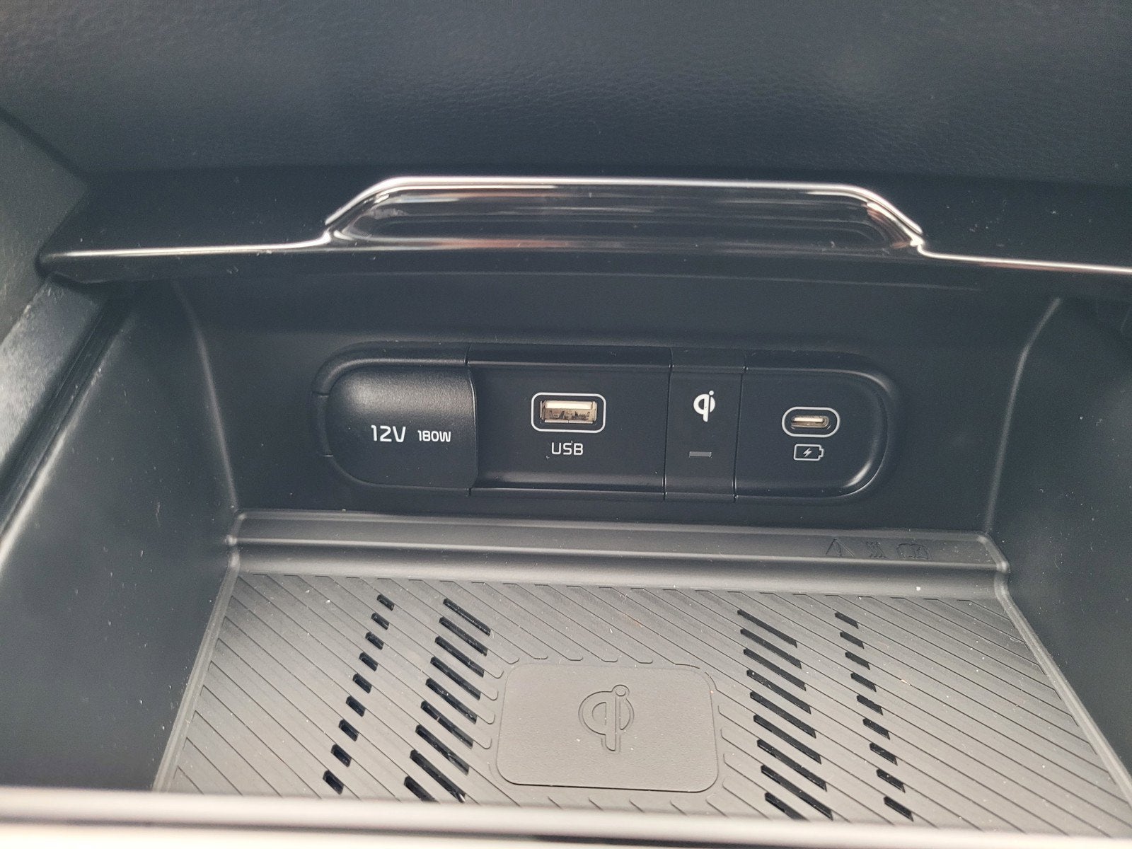 2025 Kia SPORTAGE PLUG-IN HYBRID X-LINE