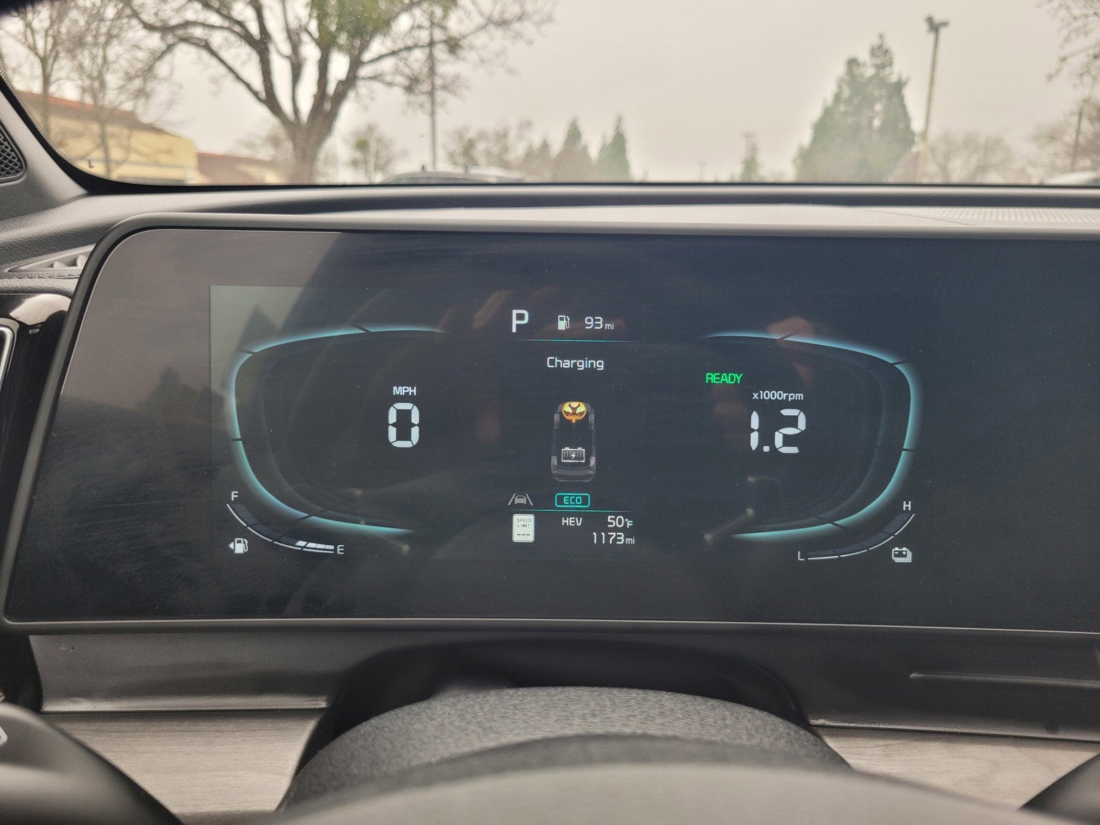 2025 Kia SPORTAGE PLUG-IN HYBRID X-LINE