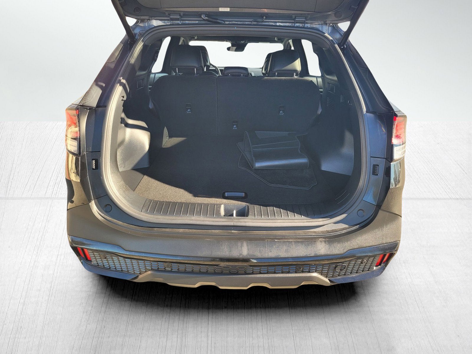 2025 Kia SPORTAGE PLUG-IN HYBRID X-LINE