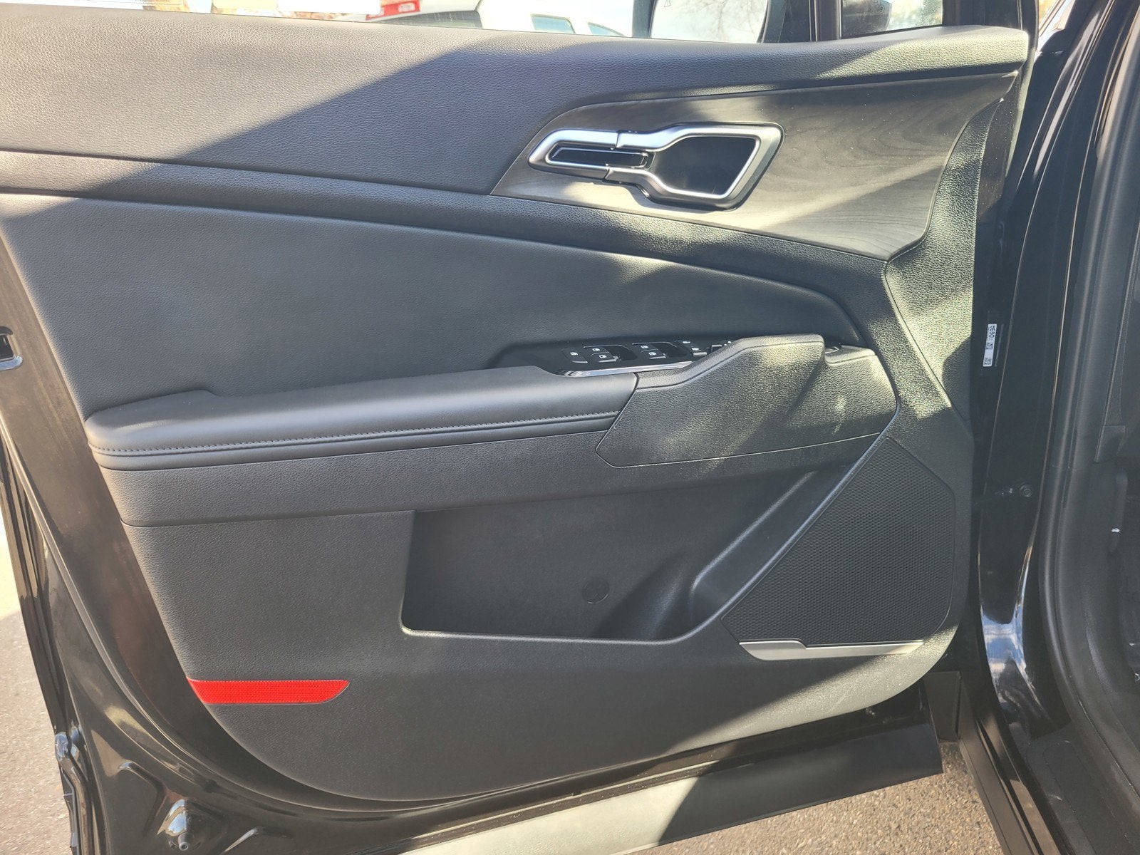 2025 Kia SPORTAGE PLUG-IN HYBRID X-LINE