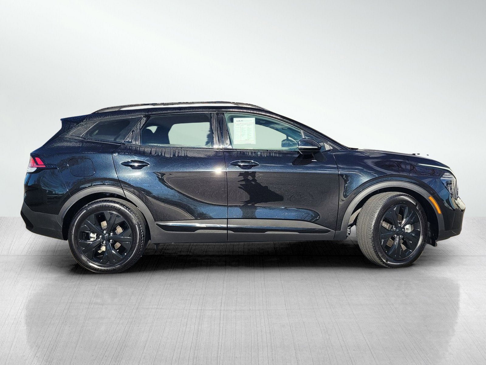 2025 Kia SPORTAGE PLUG-IN HYBRID X-LINE