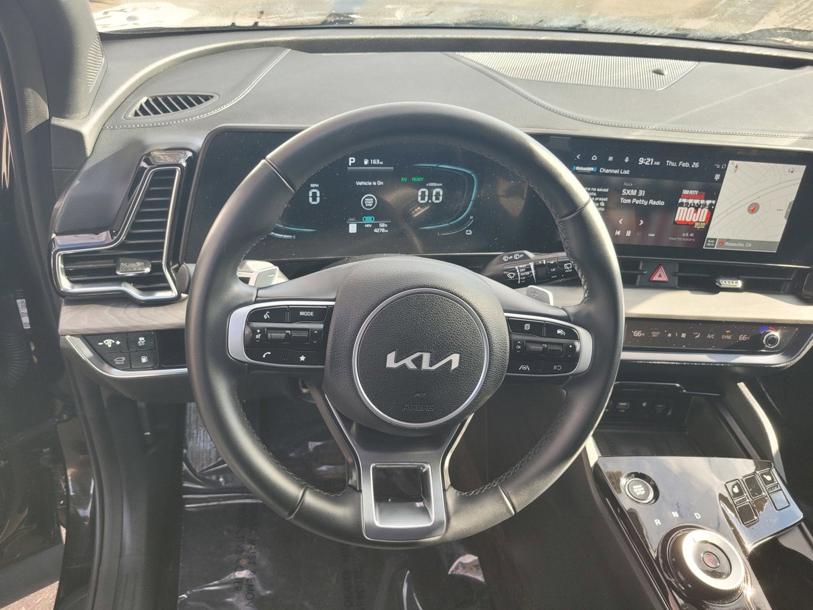 2025 Kia SPORTAGE PLUG-IN HYBRID X-LINE