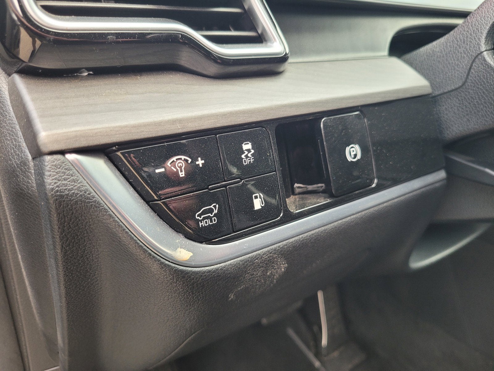 2023 Kia SPORTAGE PLUG-IN HYBRID X-LINE PRESTIGE