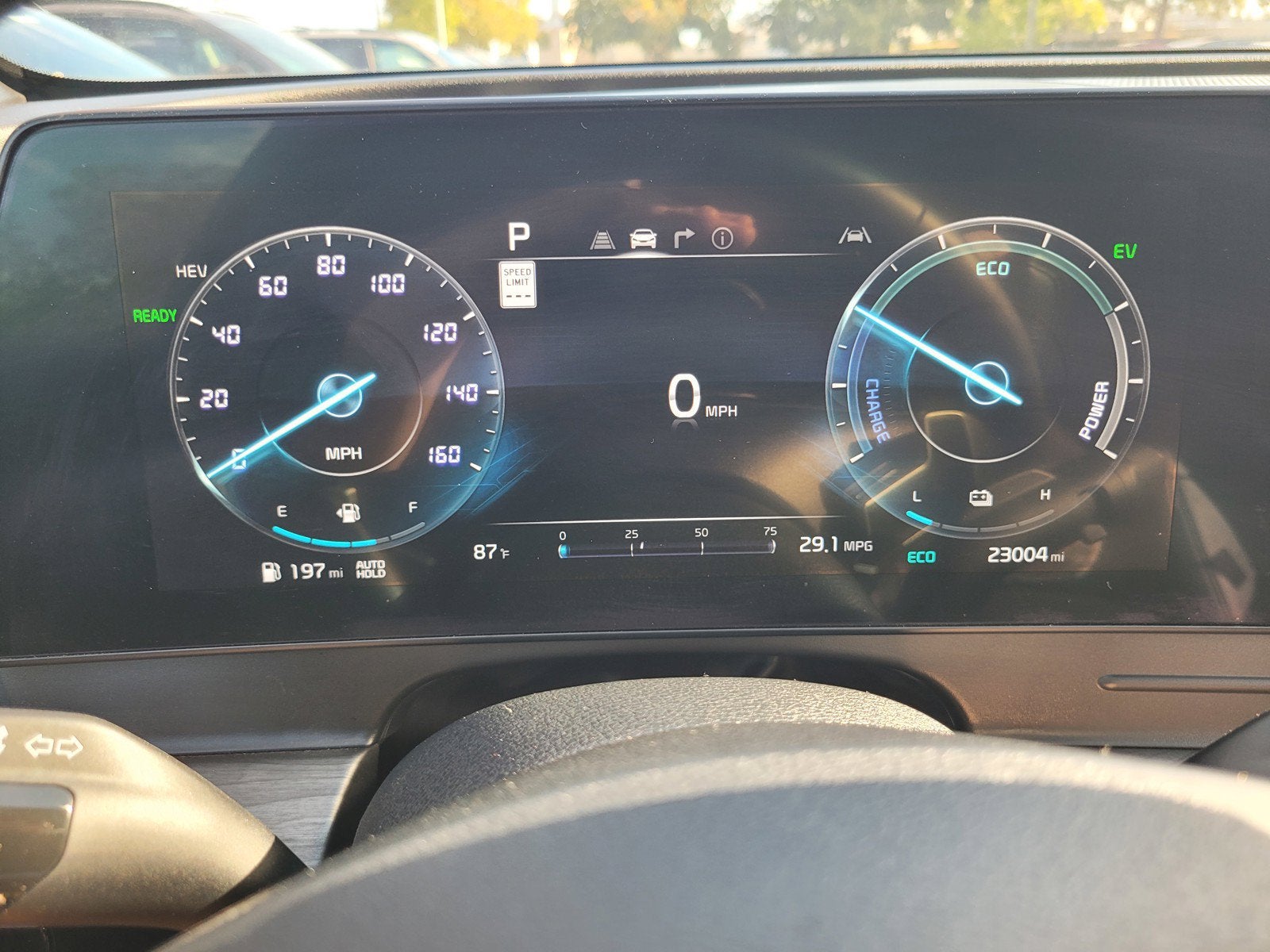 2024 Kia SPORTAGE PLUG-IN HYBRID X-LINE PRESTIGE