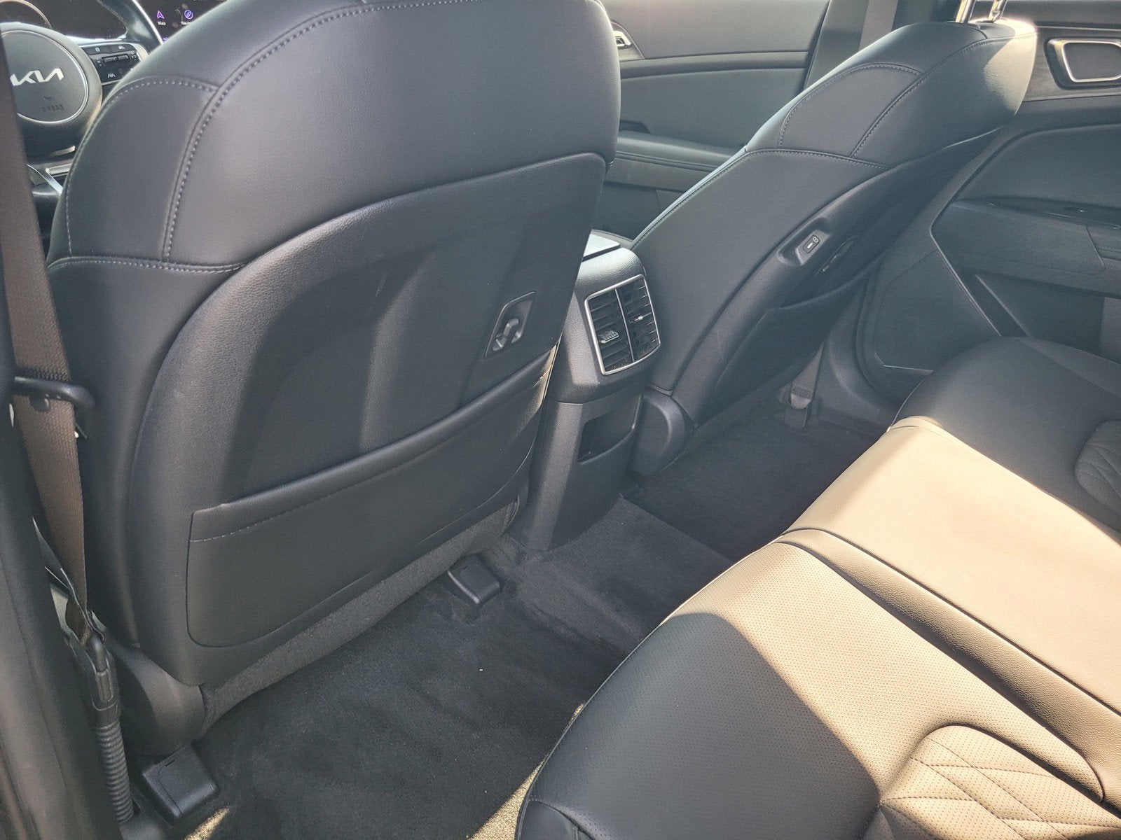 2024 Kia SPORTAGE PLUG-IN HYBRID X-LINE PRESTIGE