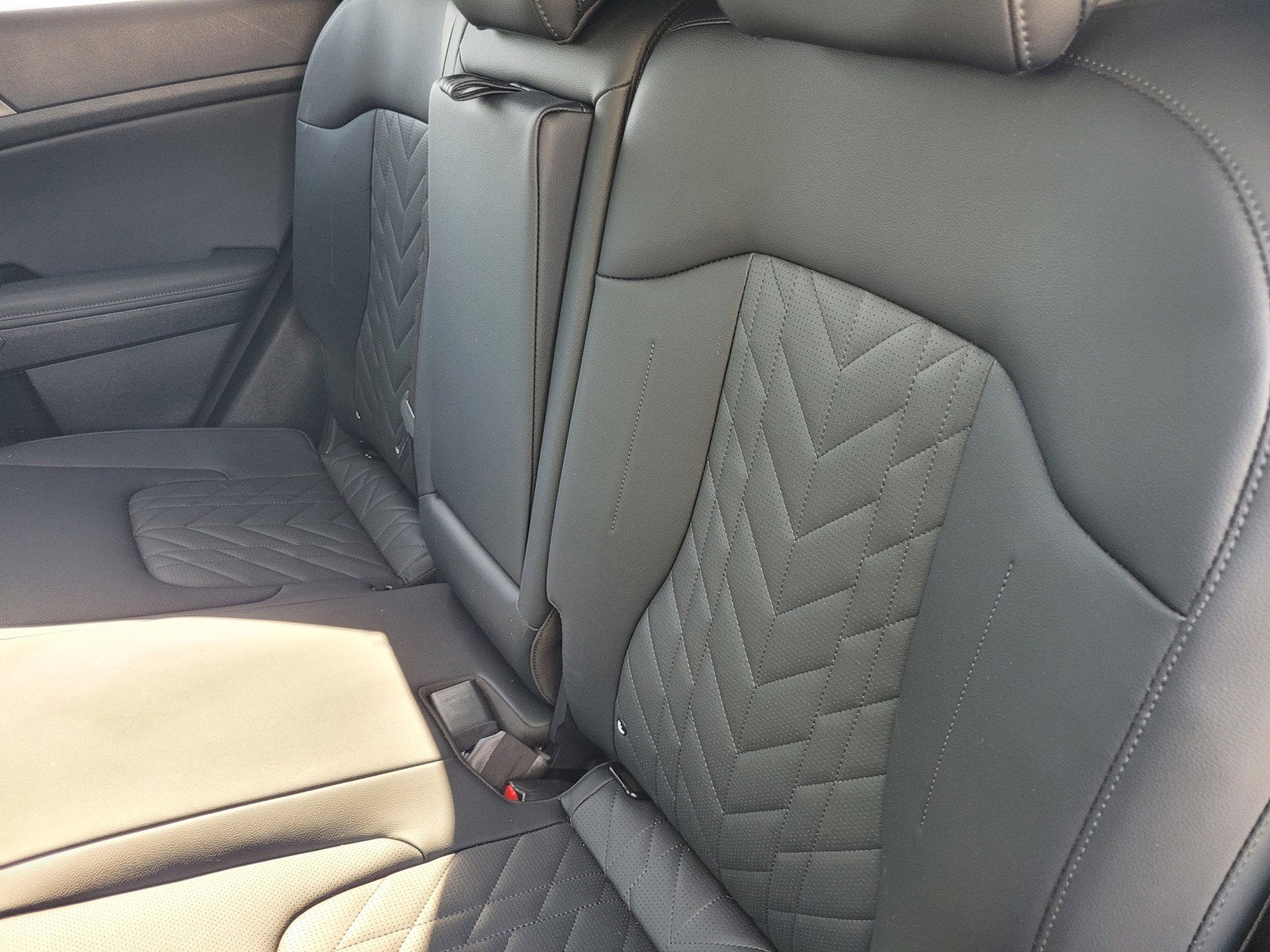 2024 Kia SPORTAGE PLUG-IN HYBRID X-LINE PRESTIGE