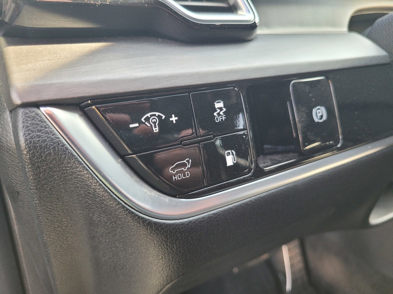 2024 Kia SPORTAGE PLUG-IN HYBRID X-LINE PRESTIGE