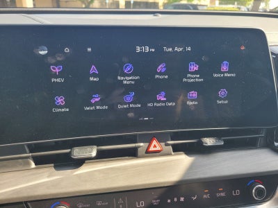 2024 Kia SPORTAGE PLUG-IN HYBRID X-LINE PRESTIGE