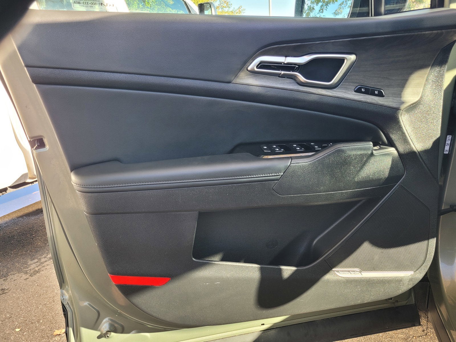 2025 Kia SPORTAGE PLUG-IN HYBRID X-LINE PRESTIGE