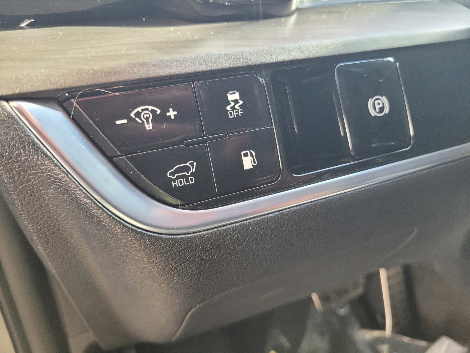 2025 Kia SPORTAGE PLUG-IN HYBRID X-LINE PRESTIGE