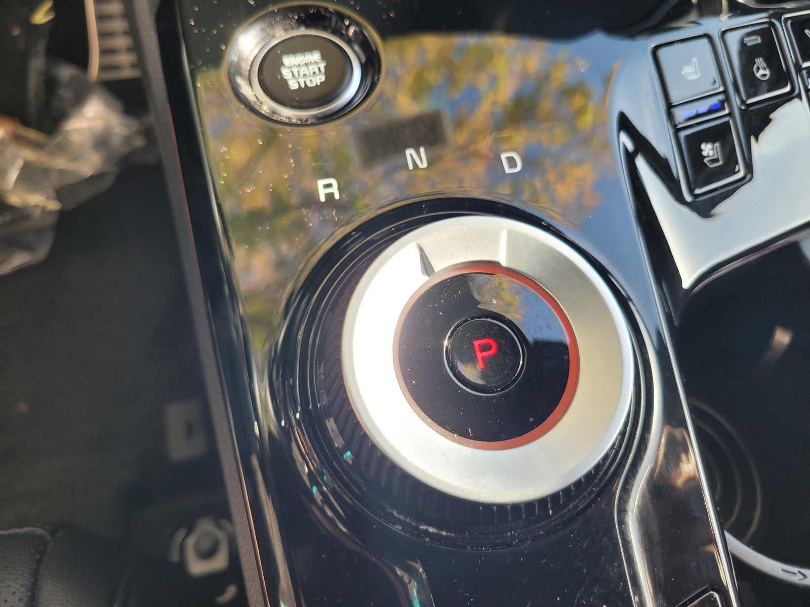 2025 Kia SPORTAGE PLUG-IN HYBRID X-LINE PRESTIGE