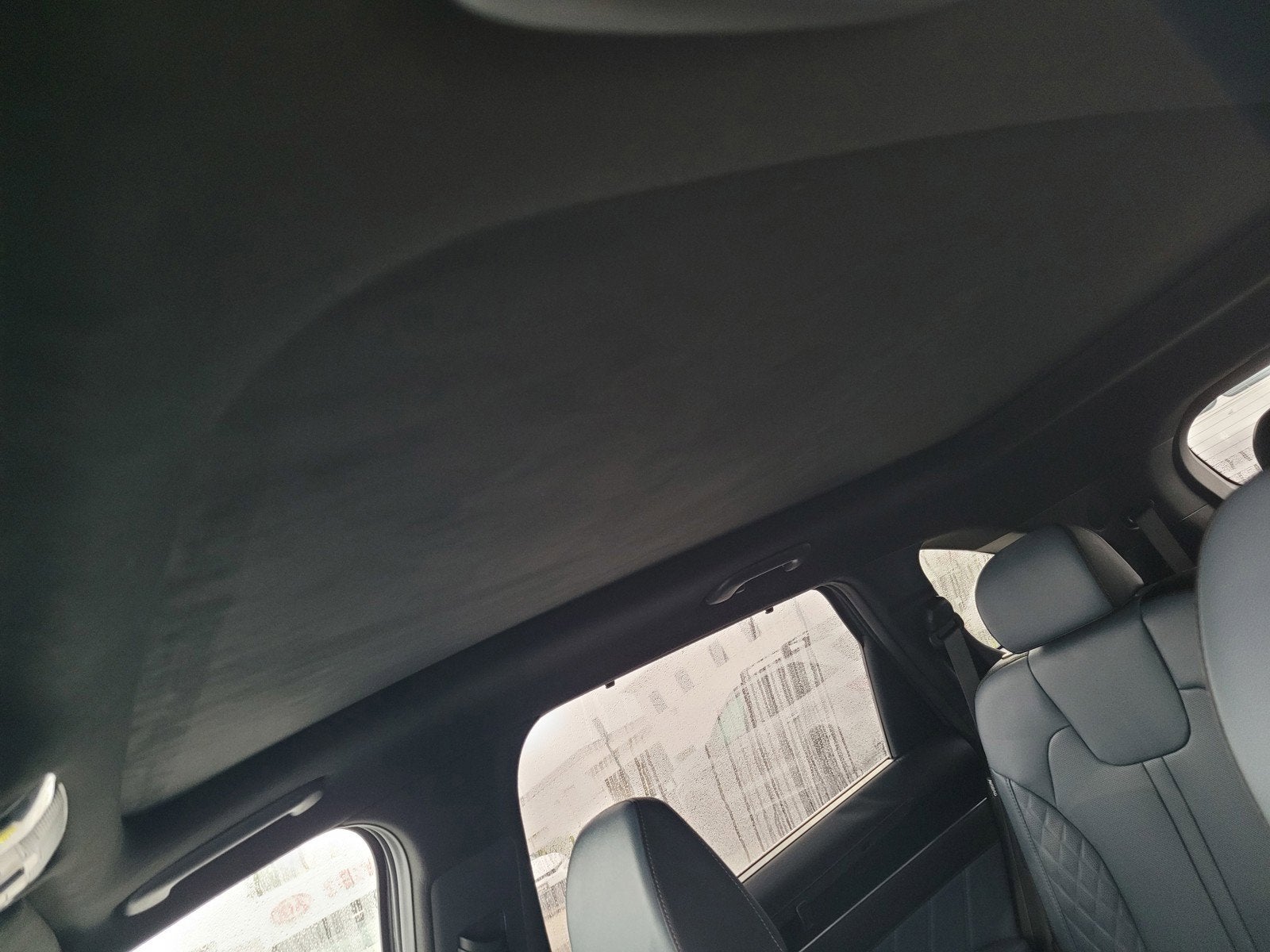 2025 Kia SORENTO PLUG-IN HYBRID SX PRESTIGE