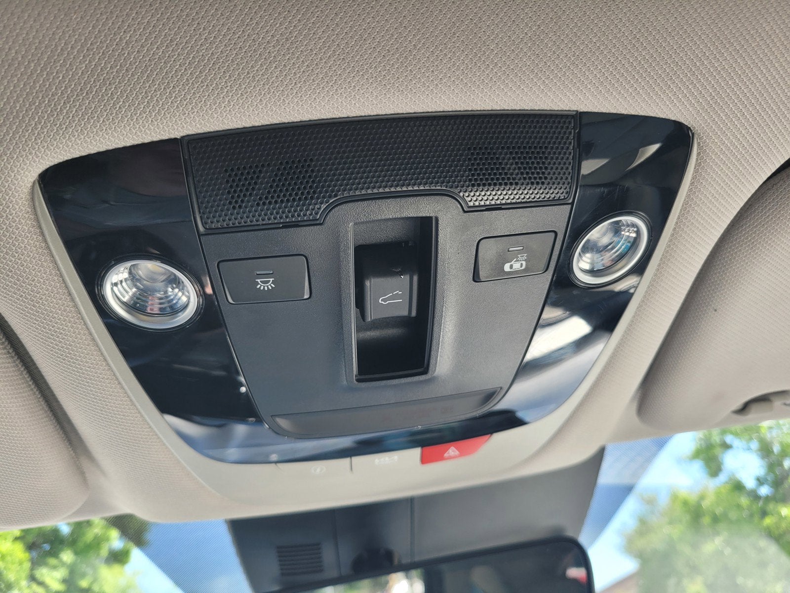 2024 Kia SORENTO PLUG-IN HYBRID SX PRESTIGE