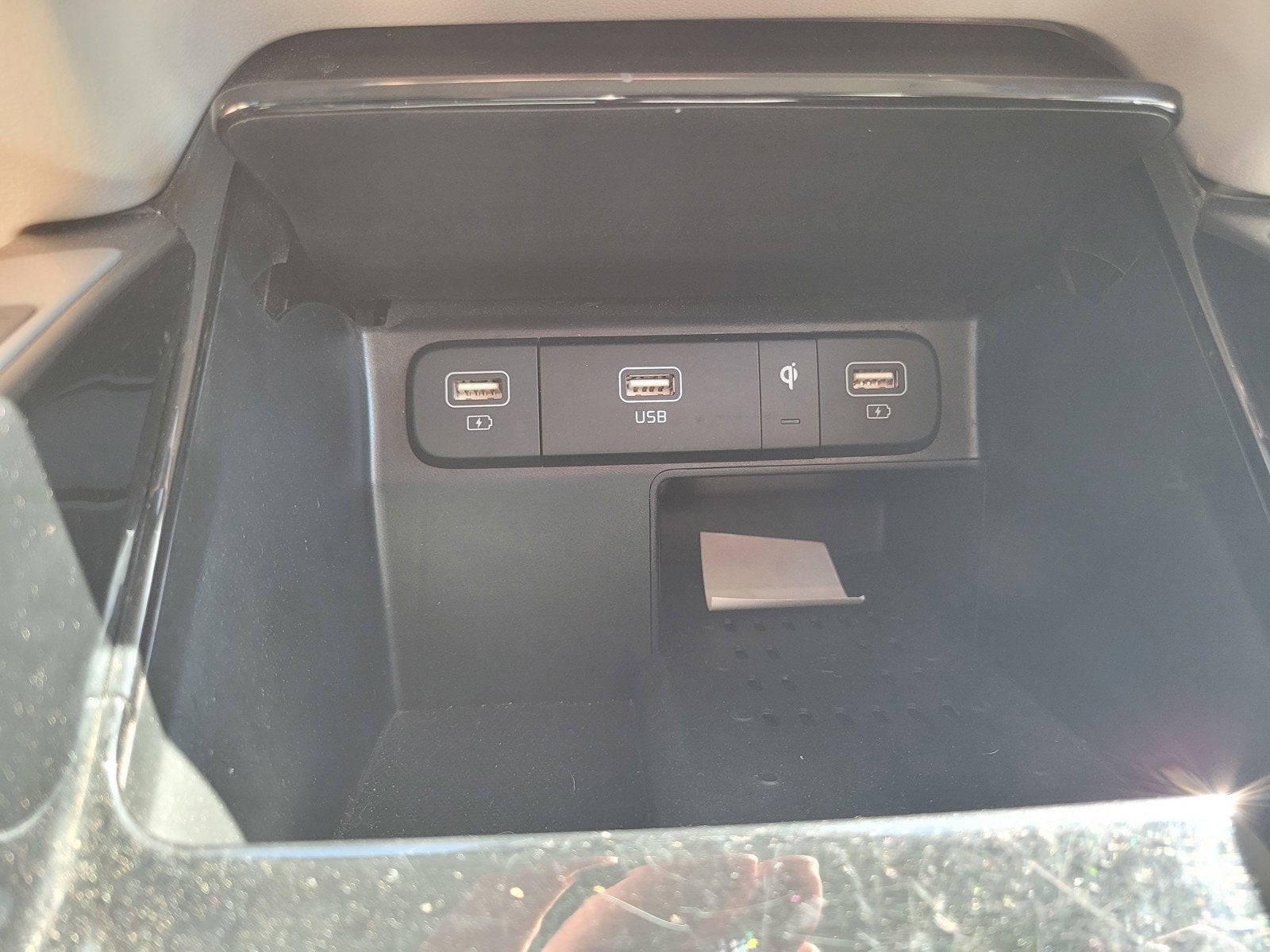 2024 Kia SORENTO PLUG-IN HYBRID SX PRESTIGE