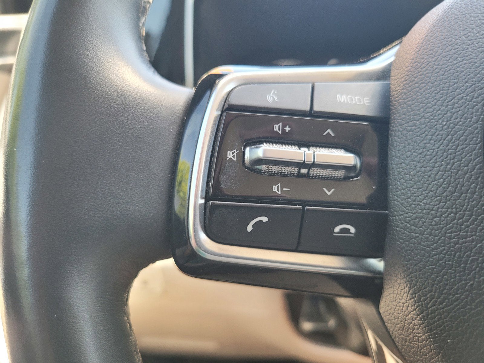 2024 Kia SORENTO PLUG-IN HYBRID SX PRESTIGE
