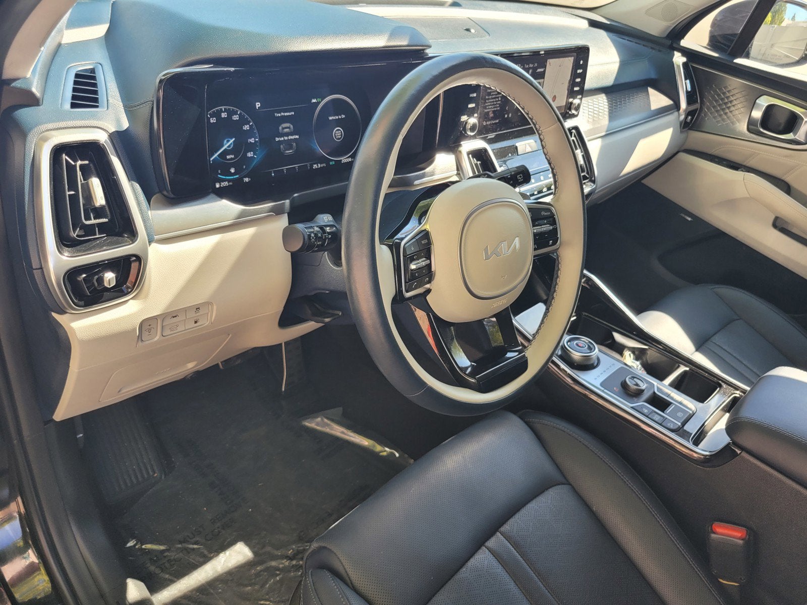 2024 Kia SORENTO PLUG-IN HYBRID SX PRESTIGE