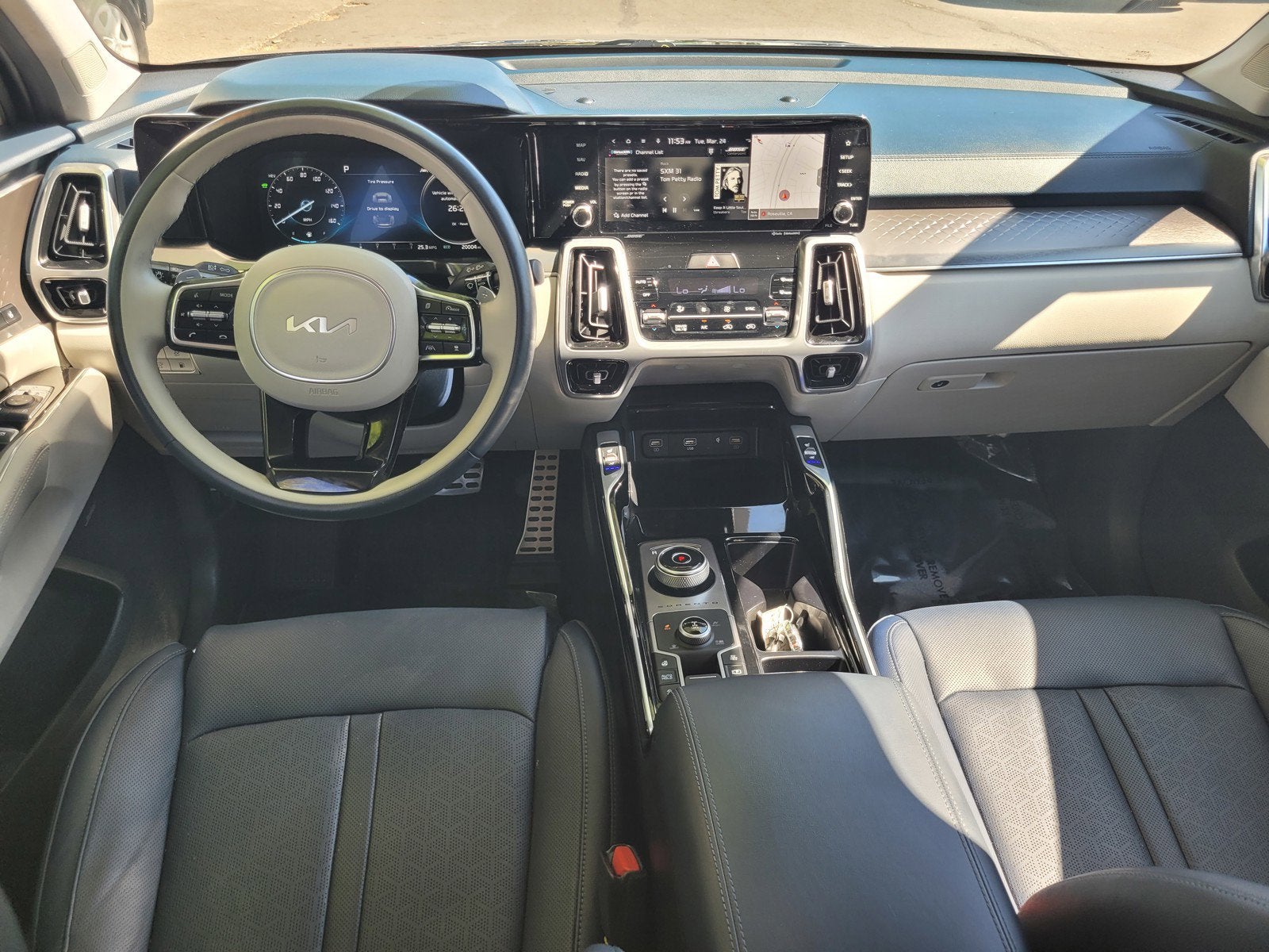 2024 Kia SORENTO PLUG-IN HYBRID SX PRESTIGE